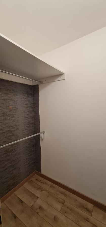 Ybs Apartman Apartment Zalaegerszeg Ngoại thất bức ảnh